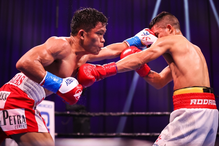 ancajas-rodriguez-fight (8)