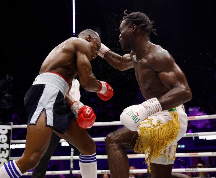 buatsi-azeez-fight (19)