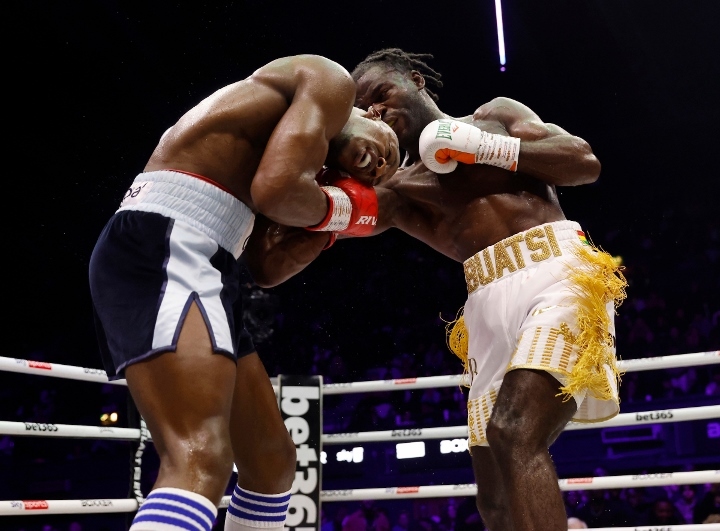 buatsi-azeez-fight (29)