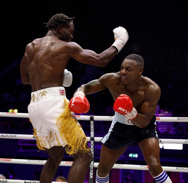 buatsi-azeez-fight (32)