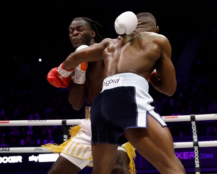 buatsi-azeez-fight (4)