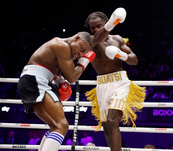 buatsi-azeez-fight (56)