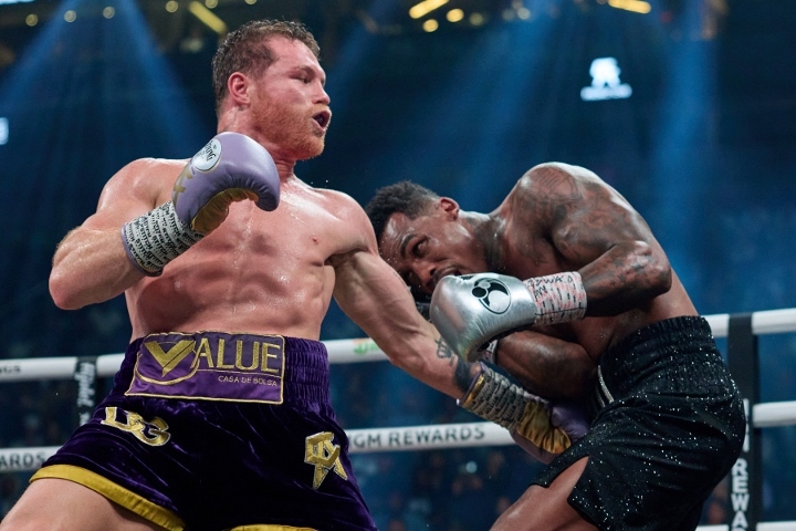 canelo-charlo-fight (2)