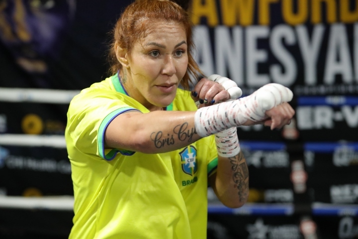 cris-cyborg (12)