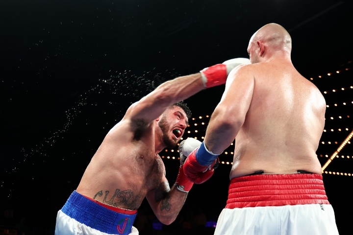 cusumano-kownacki-fight (29)