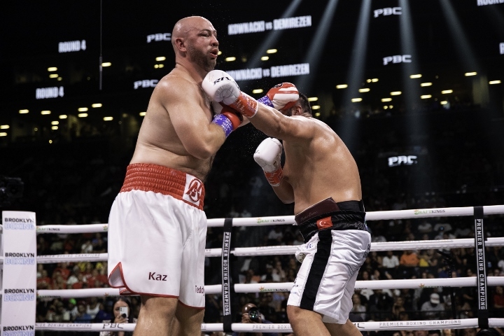 kownacki-demirezen-fight (3)