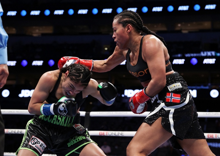 mccaskill-braekhus-fight (7)