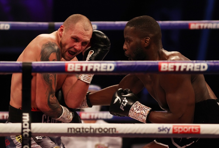 okolie-glowacki-fight (20)