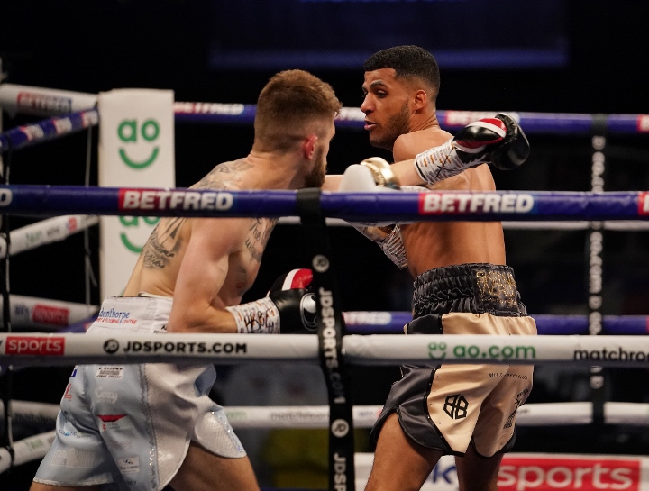 yafai-cunningham-fight (2)