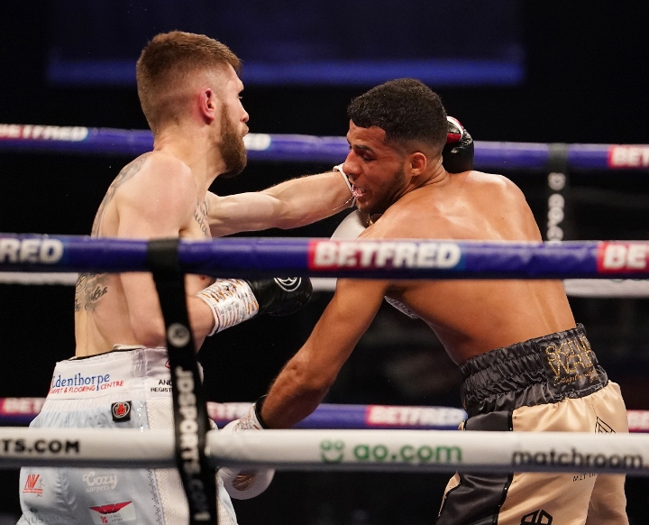 yafai-cunningham-fight (8)